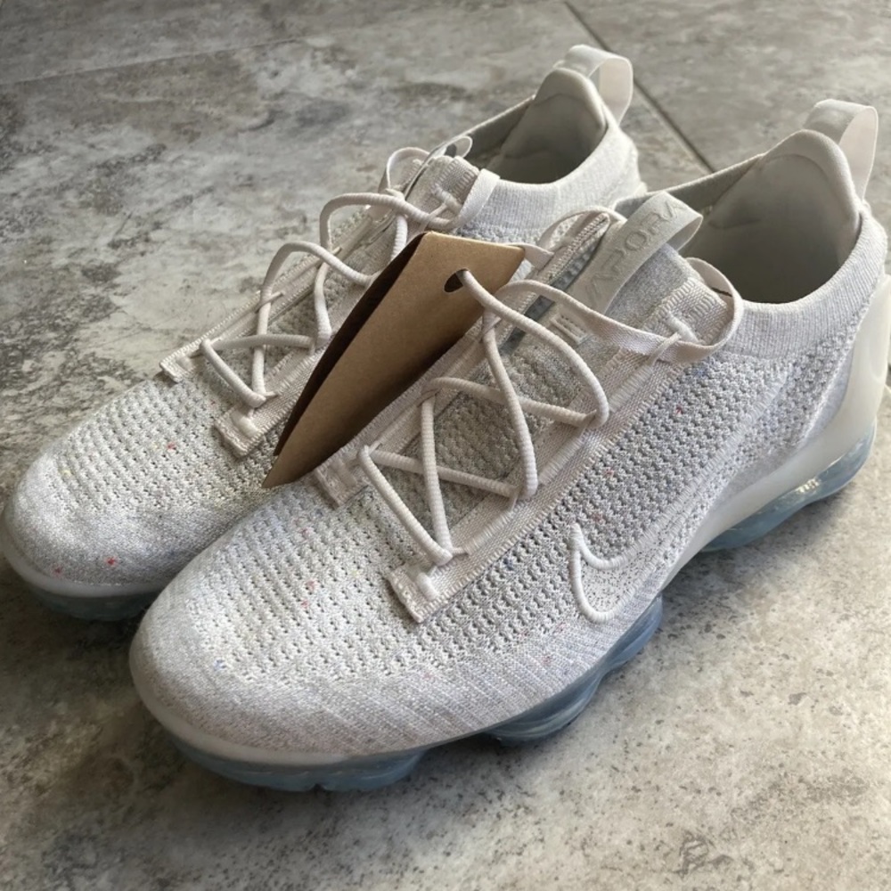 Nike Air VaporMax 2021 FK Flyknit Phantom Summit DJ9975-001 Women Size 11.5 NEW